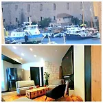 Marseille Cote Mer Au Vieux-Port \